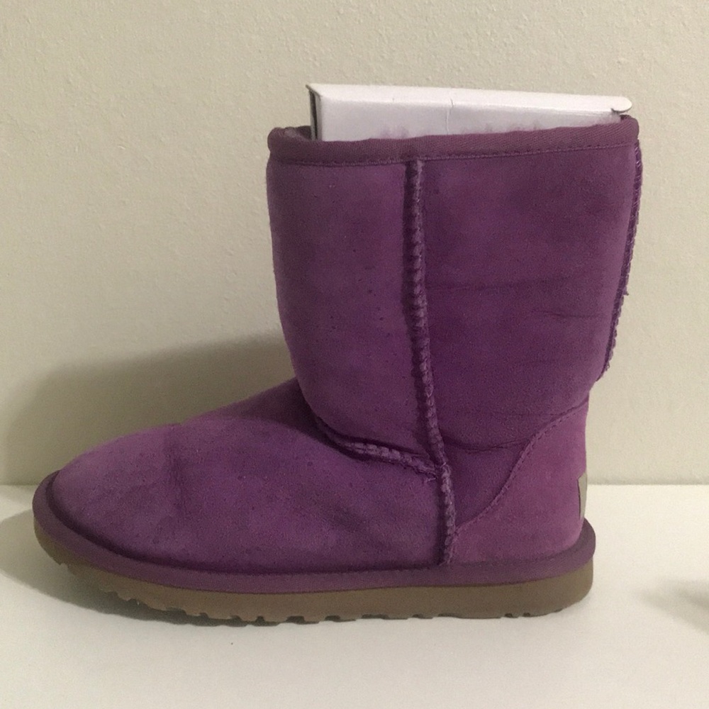UGG Purple ankle Boots size 5 shearling lined